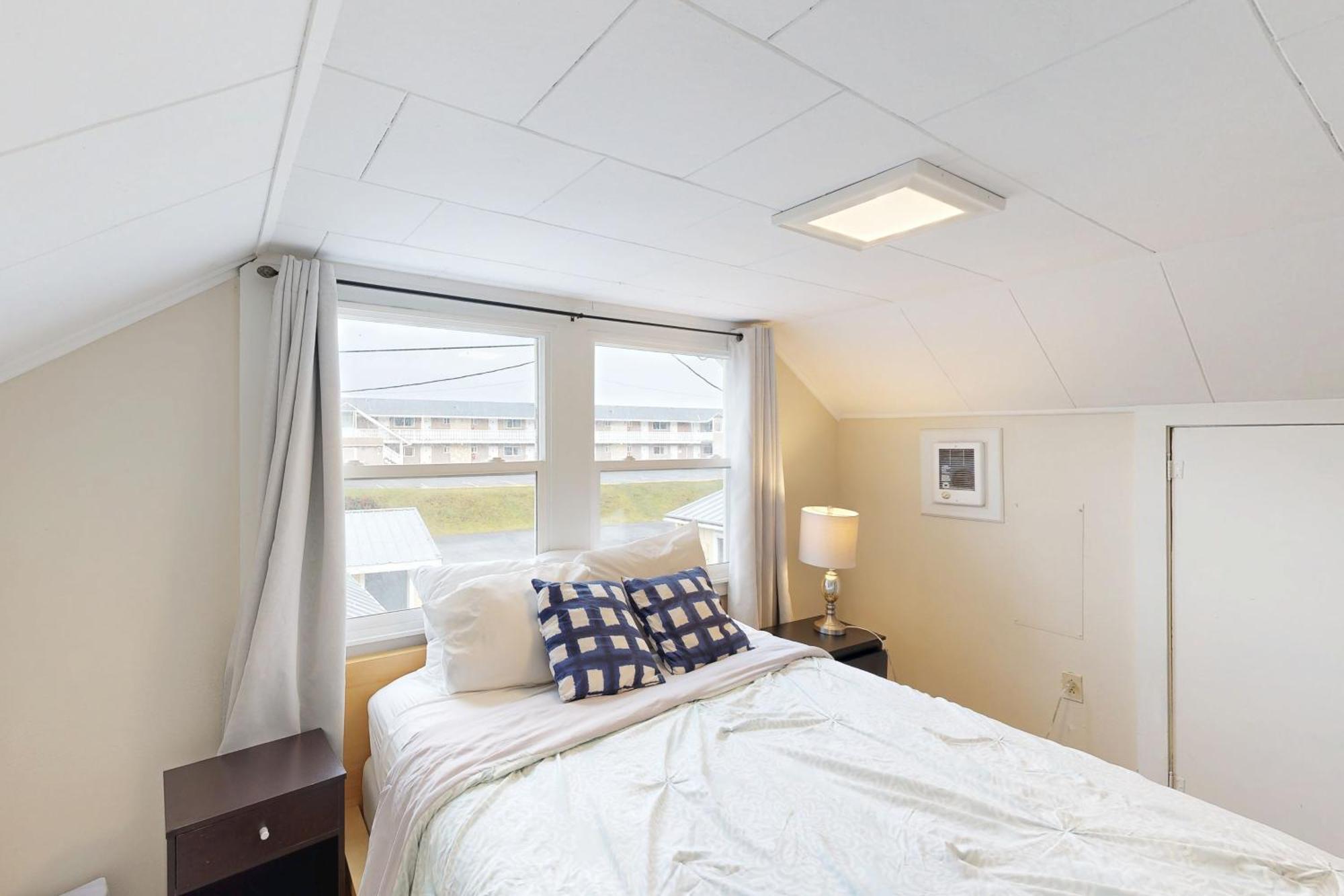 Holiday home Dolphin 2 *